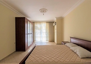 شقة عائلية واسعة من تصميم غرفتين وصالة في الانيا - مهموتلار 