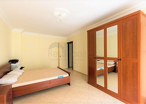 شقة عائلية واسعة من تصميم غرفتين وصالة في الانيا - مهموتلار 