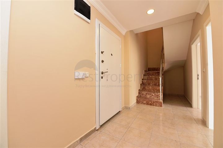 العرض الاقوى !! دوبلكس اربع غرف وصالة بسعر مميز في مهموتلار/ الانيا 