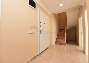 العرض الاقوى !! دوبلكس اربع غرف وصالة بسعر مميز في مهموتلار/ الانيا 