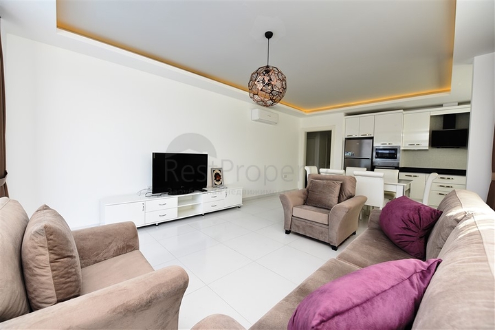 شقة غرفتين وصالة مفروشة ضمن مجمع فاخر وخدمات خمس نجوم في الانيا 