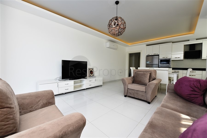 شقة غرفتين وصالة مفروشة ضمن مجمع فاخر وخدمات خمس نجوم في الانيا 