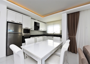 شقة غرفتين وصالة مفروشة ضمن مجمع فاخر وخدمات خمس نجوم في الانيا 