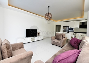 شقة غرفتين وصالة مفروشة ضمن مجمع فاخر وخدمات خمس نجوم في الانيا 