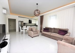 شقة غرفتين وصالة مفروشة ضمن مجمع فاخر وخدمات خمس نجوم في الانيا 