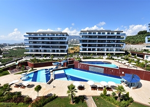 شقة غرفتين وصالة مفروشة ضمن مجمع فاخر وخدمات خمس نجوم في الانيا 