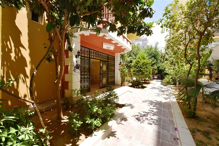 دوبلكس ثلاث غرف نوم وصالة في مهموتلار - بسعر منافس 