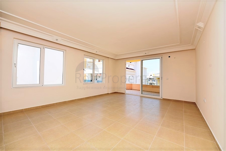 دوبلكس ثلاث غرف نوم وصالة في مهموتلار - بسعر منافس 