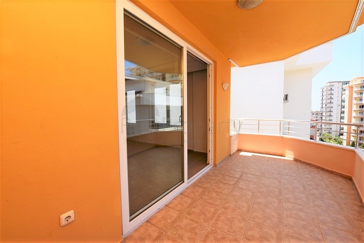 دوبلكس ثلاث غرف نوم وصالة في مهموتلار - بسعر منافس 