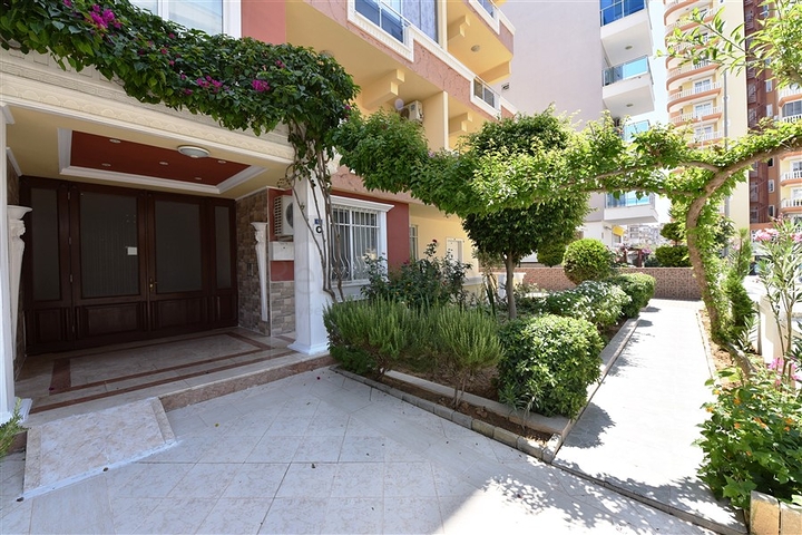 دوبلكس ثلاث غرف نوم وصالة في مهموتلار - بسعر منافس 