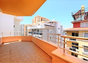 دوبلكس ثلاث غرف نوم وصالة في مهموتلار - بسعر منافس 