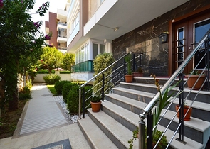 بنتهاوس 2 + 1 مع أثاث في منطقة ليمان في كونيالتي أنطاليا