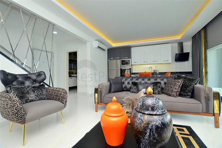 دوبلكس مؤثثة مع اطلالة بانورامية ساحرة ضمن مجمع خمس نجوم