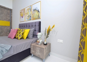 دوبلكس مؤثثة مع اطلالة بانورامية ساحرة ضمن مجمع خمس نجوم