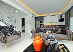 دوبلكس مؤثثة مع اطلالة بانورامية ساحرة ضمن مجمع خمس نجوم