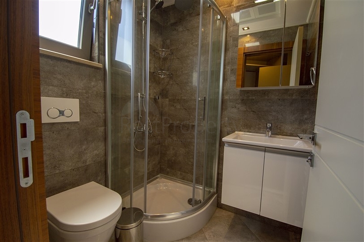 شقة واسعة 3 + 1 بالقرب من مركز التسوق 5 ميغروس