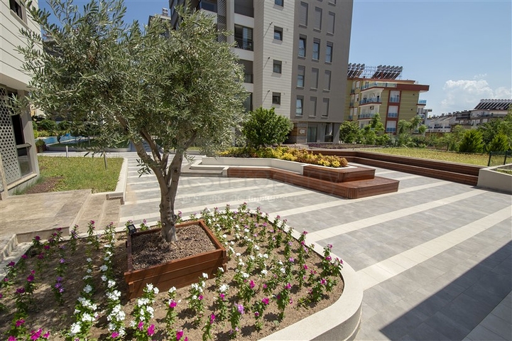 شقة واسعة 3 + 1 بالقرب من مركز التسوق 5 ميغروس