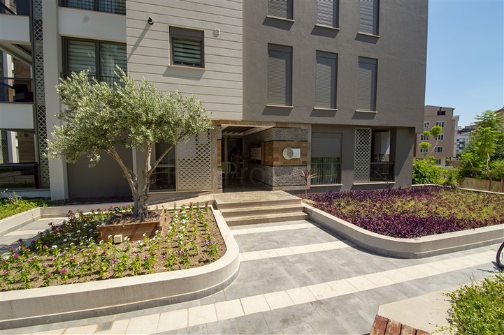 شقة واسعة 3 + 1 بالقرب من مركز التسوق 5 ميغروس