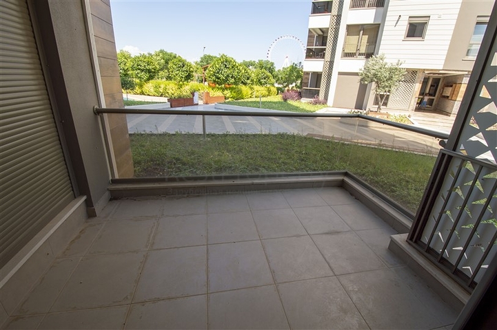 شقة واسعة 3 + 1 بالقرب من مركز التسوق 5 ميغروس