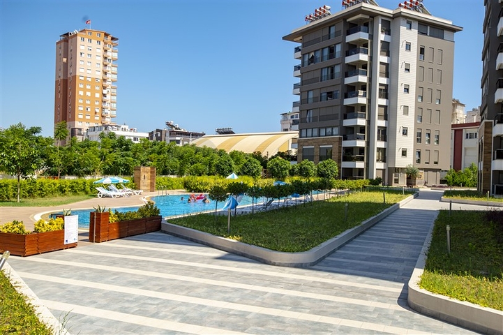 شقة واسعة 3 + 1 بالقرب من مركز التسوق 5 ميغروس