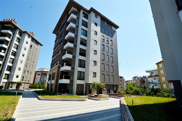 شقة واسعة 3 + 1 بالقرب من مركز التسوق 5 ميغروس