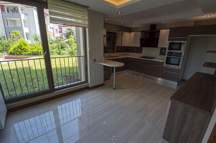 شقة واسعة 3 + 1 بالقرب من مركز التسوق 5 ميغروس