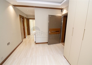 شقة واسعة 3 + 1 بالقرب من مركز التسوق 5 ميغروس