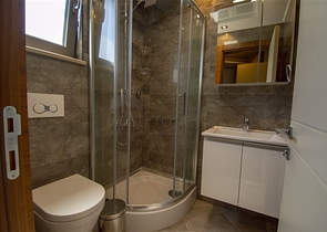 شقة واسعة 3 + 1 بالقرب من مركز التسوق 5 ميغروس