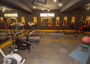 شقة واسعة 3 + 1 بالقرب من مركز التسوق 5 ميغروس