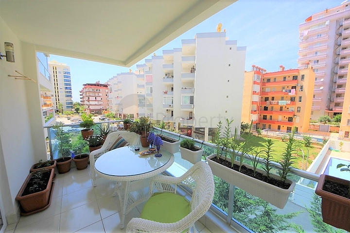 شقة غرفة وصالة مؤثثة ضمن مجمع سكني حديث في مهموتلار / الانيا 