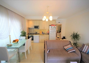 شقة غرفة وصالة مؤثثة ضمن مجمع سكني حديث في مهموتلار / الانيا 