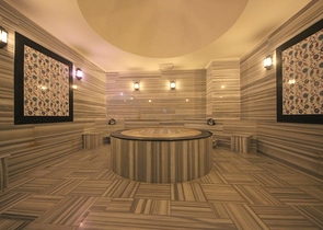 شقة غرفة وصالة مؤثثة ضمن مجمع سكني حديث في مهموتلار / الانيا 