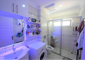 شقة غرفة وصالة مؤثثة ضمن مجمع سكني حديث في مهموتلار / الانيا 