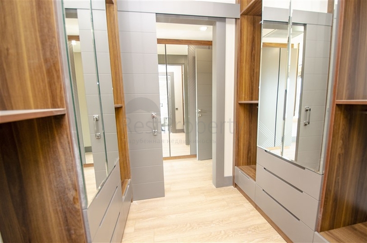 فيلا منفصلة 7 + 1 مفروشة في كونيالتي أنطاليا