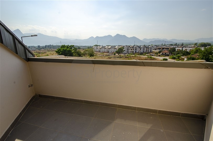 فيلا منفصلة 7 + 1 مفروشة في كونيالتي أنطاليا