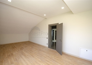 فيلا منفصلة 7 + 1 مفروشة في كونيالتي أنطاليا