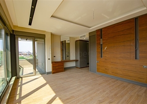 فيلا منفصلة 7 + 1 مفروشة في كونيالتي أنطاليا