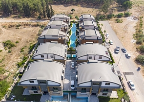 فيلا منفصلة 7 + 1 مفروشة في كونيالتي أنطاليا