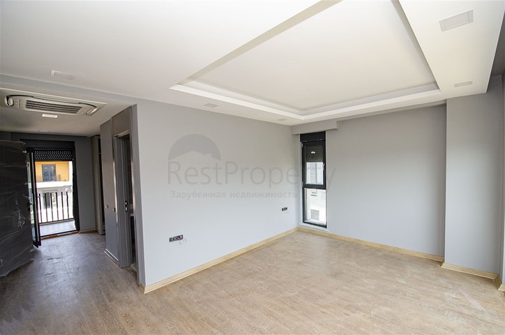 فيلات في المرحلة النهائية من البناء في منطقة كونيالتي