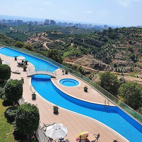 شقة استديو ضمن مجمع فاخر في منطقة هادئة في الانيا 