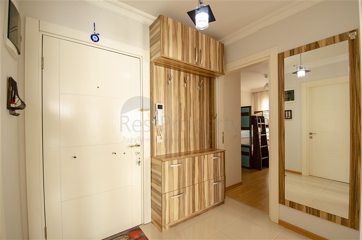 شقة 2 + 1  في مجمع 600 متر إلى البحر في أنطاليا