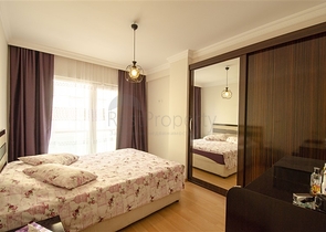 شقة 2 + 1  في مجمع 600 متر إلى البحر في أنطاليا