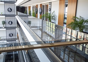 مباني تجارية للبيع في وسط انطاليا