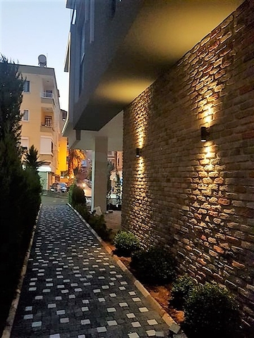 مجمع سكني حديث في مركز الانيا 