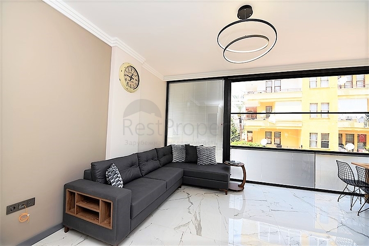 مجمع سكني حديث في مركز الانيا 