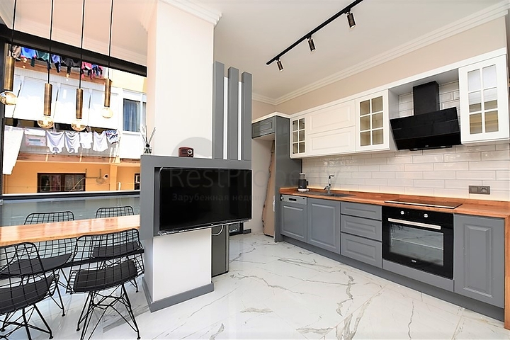 مجمع سكني حديث في مركز الانيا 