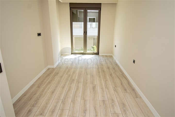 شقق 2 + 1 و 4 + 1 في مجمع في غوزيلوبا لارا