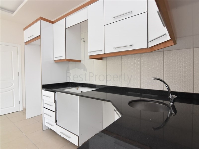 شقة غرفتين وصالة قريبة من البحر في مهموتلار / الانيا 