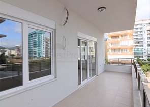 شقة غرفتين وصالة قريبة من البحر في مهموتلار / الانيا 