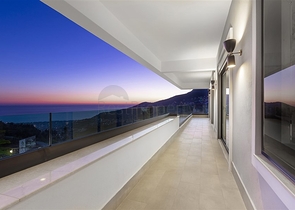 فلل فاخرة - مع اطلالة بحرية ساحرة في مركز الانيا 